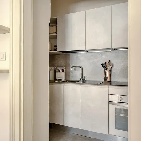 Joivy Classy Near Duomo Di Apartment *