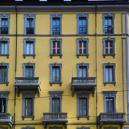 Apartment Joivy Classy Near Duomo Di Milan
